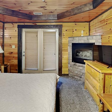 Pine Tree Lodge Гетлинбург Екстериор снимка