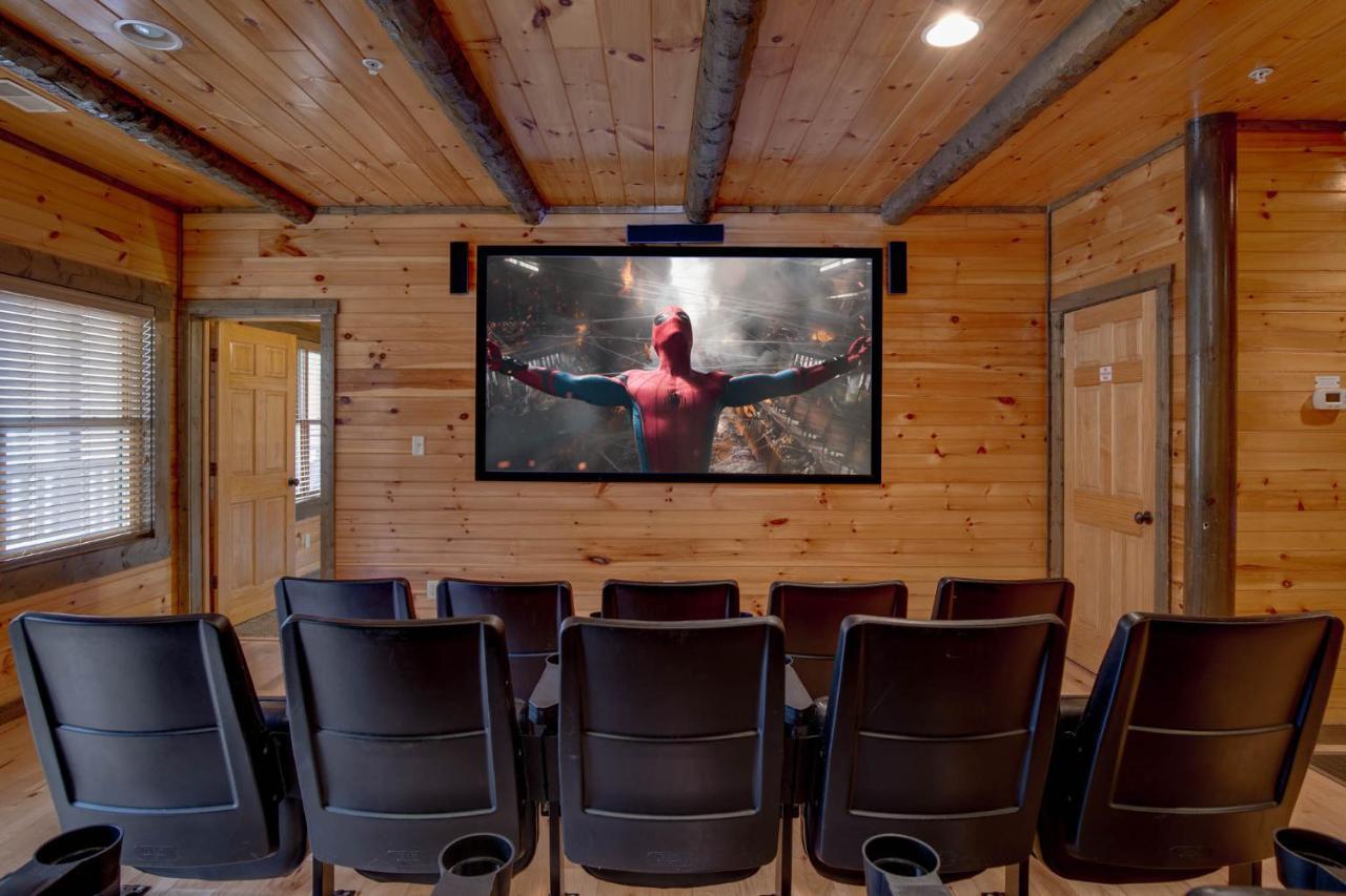 Pine Tree Lodge Гетлинбург Екстериор снимка