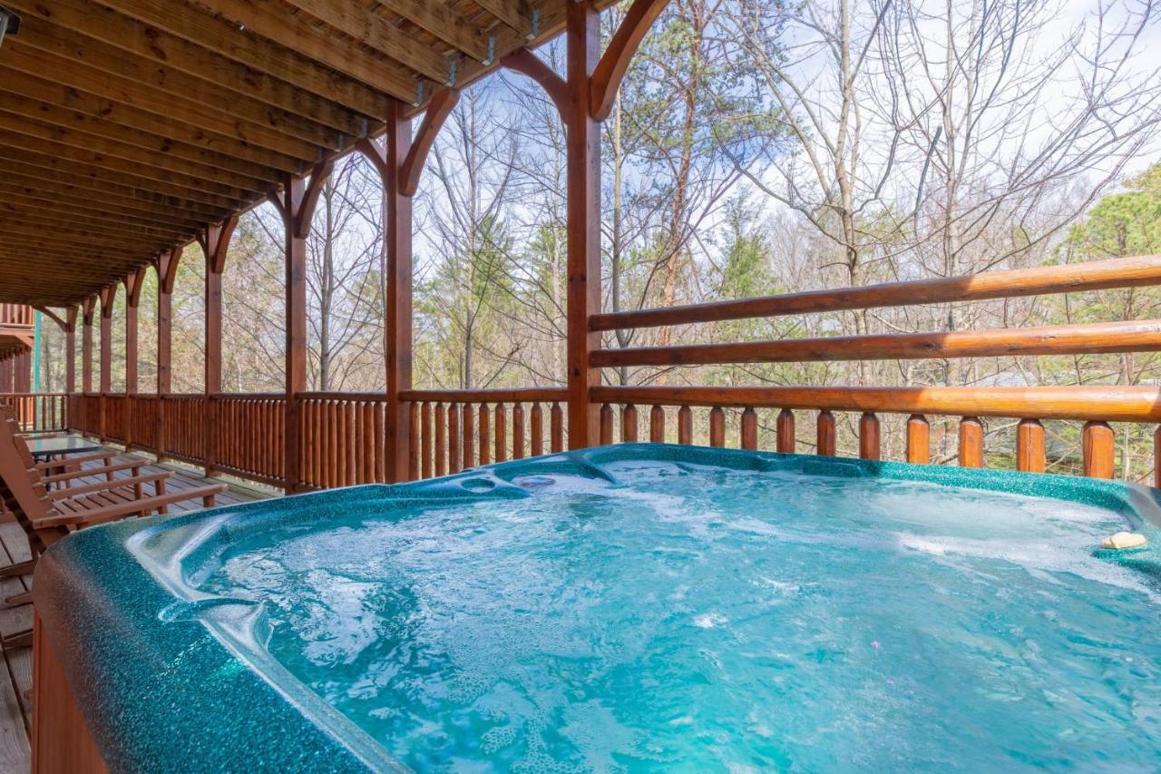Pine Tree Lodge Гетлинбург Екстериор снимка