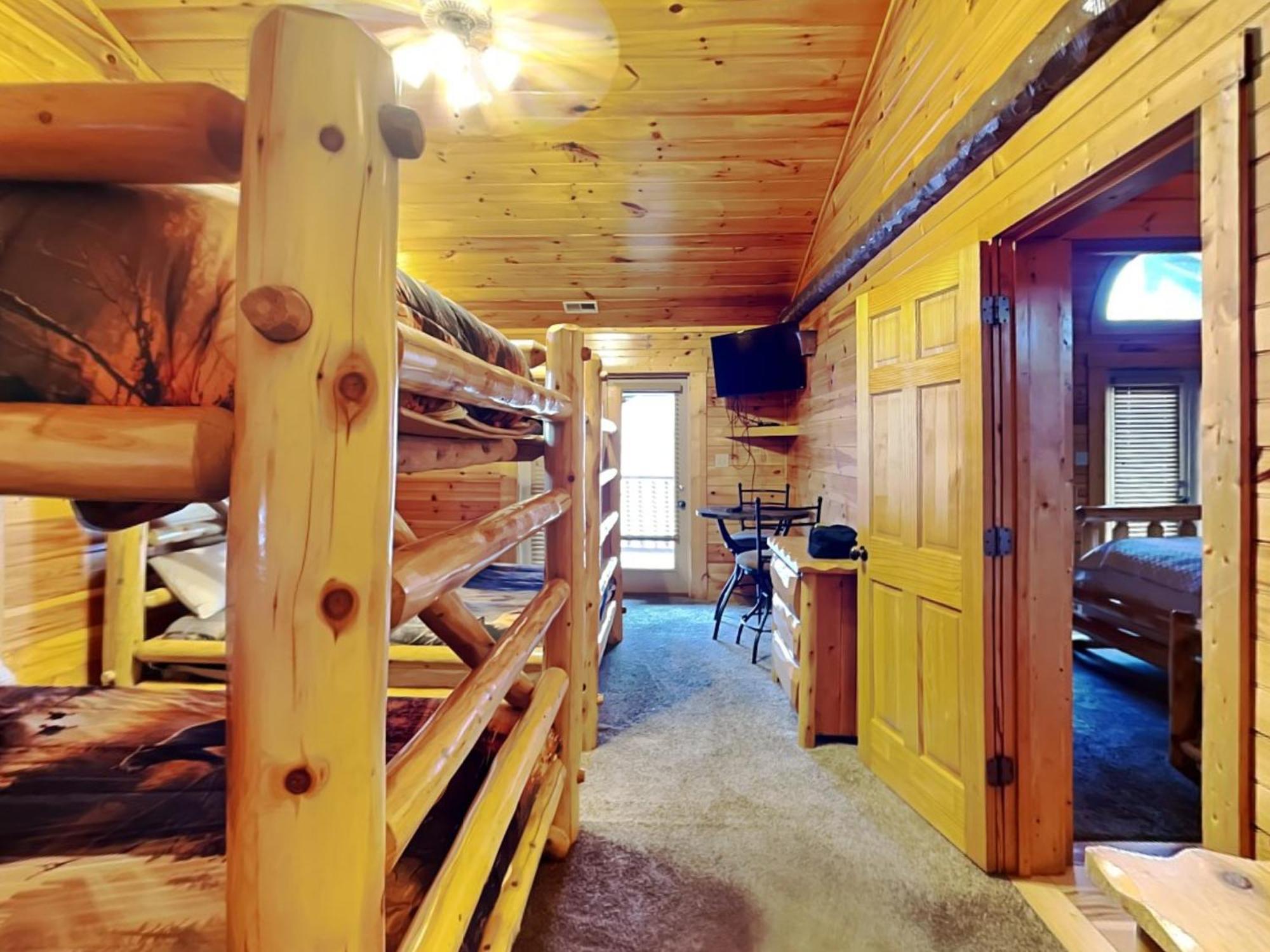 Pine Tree Lodge Гетлинбург Екстериор снимка