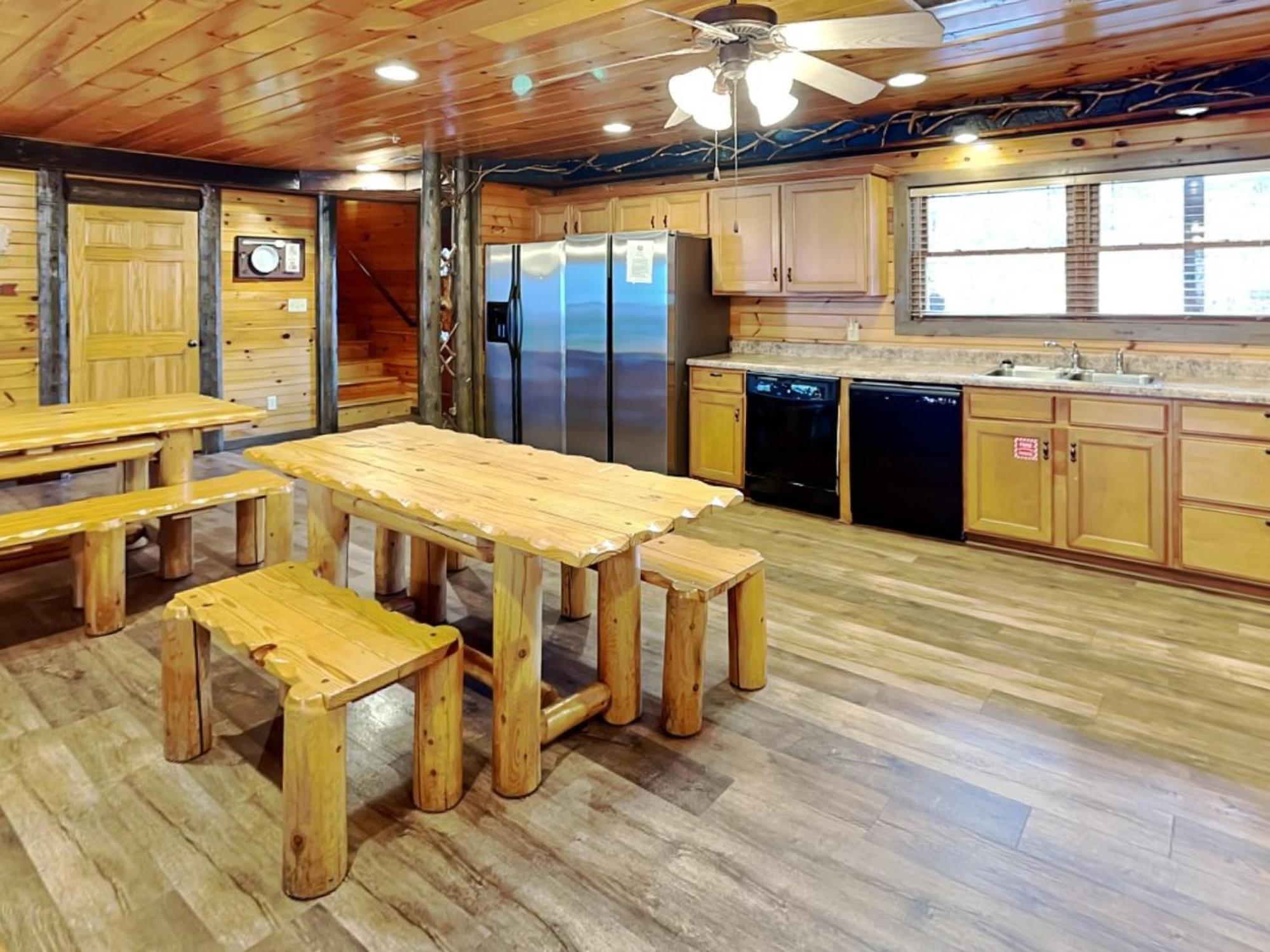 Pine Tree Lodge Гетлинбург Екстериор снимка